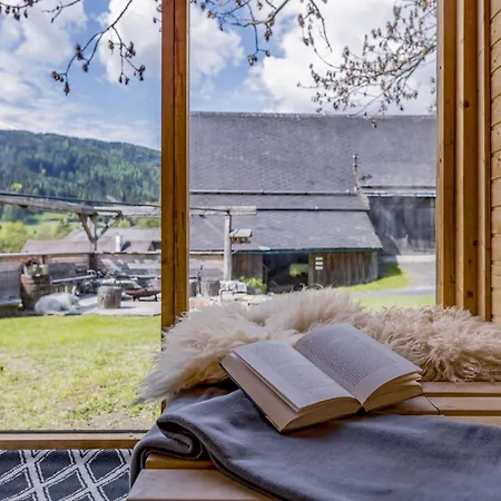 Adelwoehrer Haus Farm stay