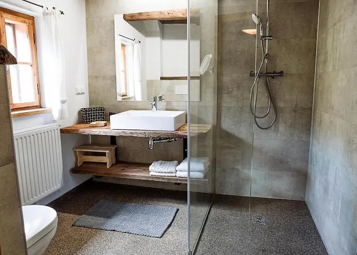 مزرعة للإقامة Adelwoehrerhof *