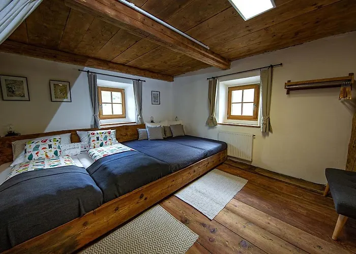 مزرعة للإقامة Adelwoehrerhof Falting